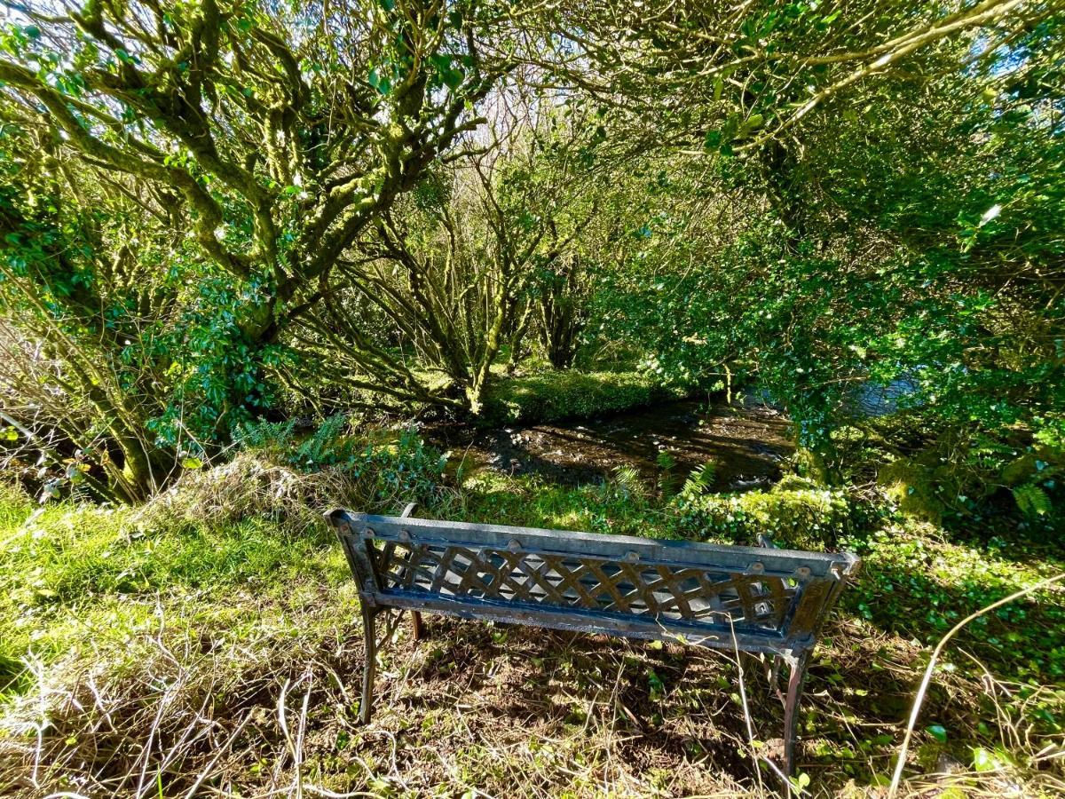 Stepping Stones Glamping Little Red Hotel Bantry Exterior foto